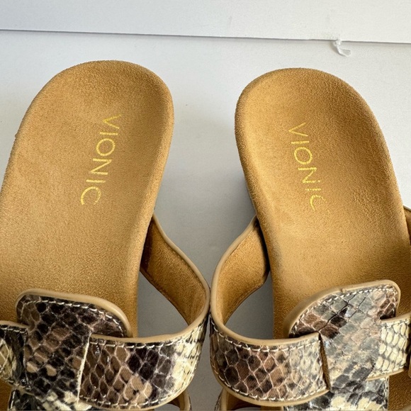 Vionic Radiant Sandals Snakeskin Print Wedges Comfort Shoes Like New Womens 7 - Picture 6 of 10